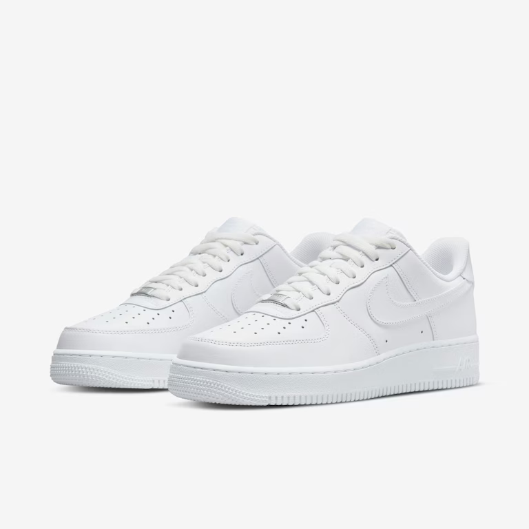 Tênis Nike Air Force 1 - QUEIMA BLACK FRIDAY